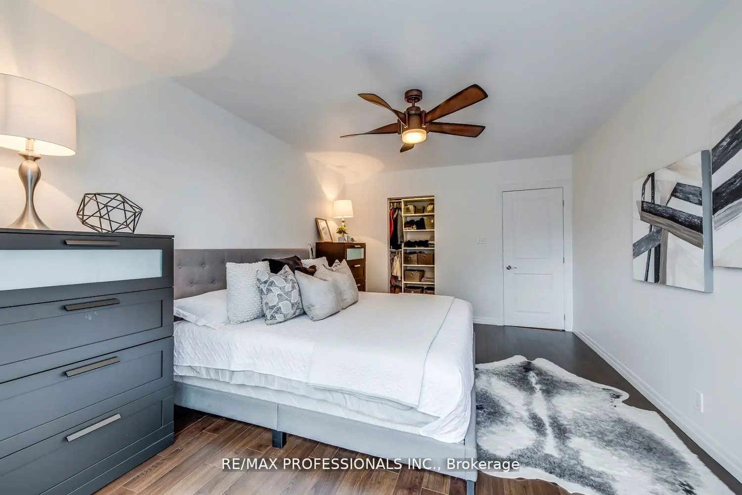 Additional image 12 of 4345 Bloor Street 51