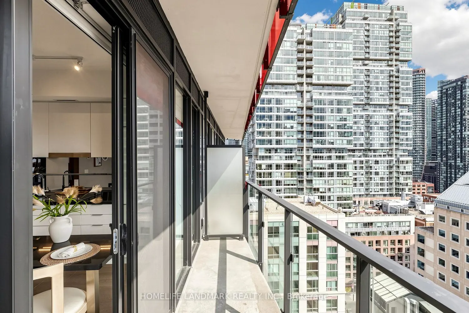 Additional image 18 of 215 Queen Street 1603