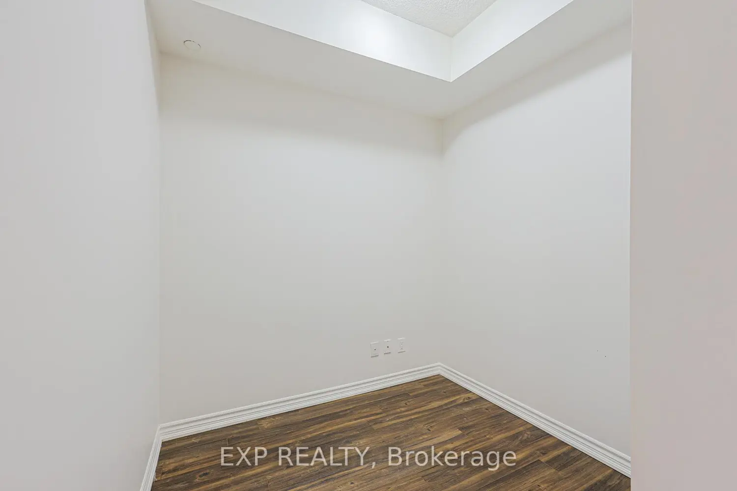 Additional image 15 of 8323 Kennedy Road 323