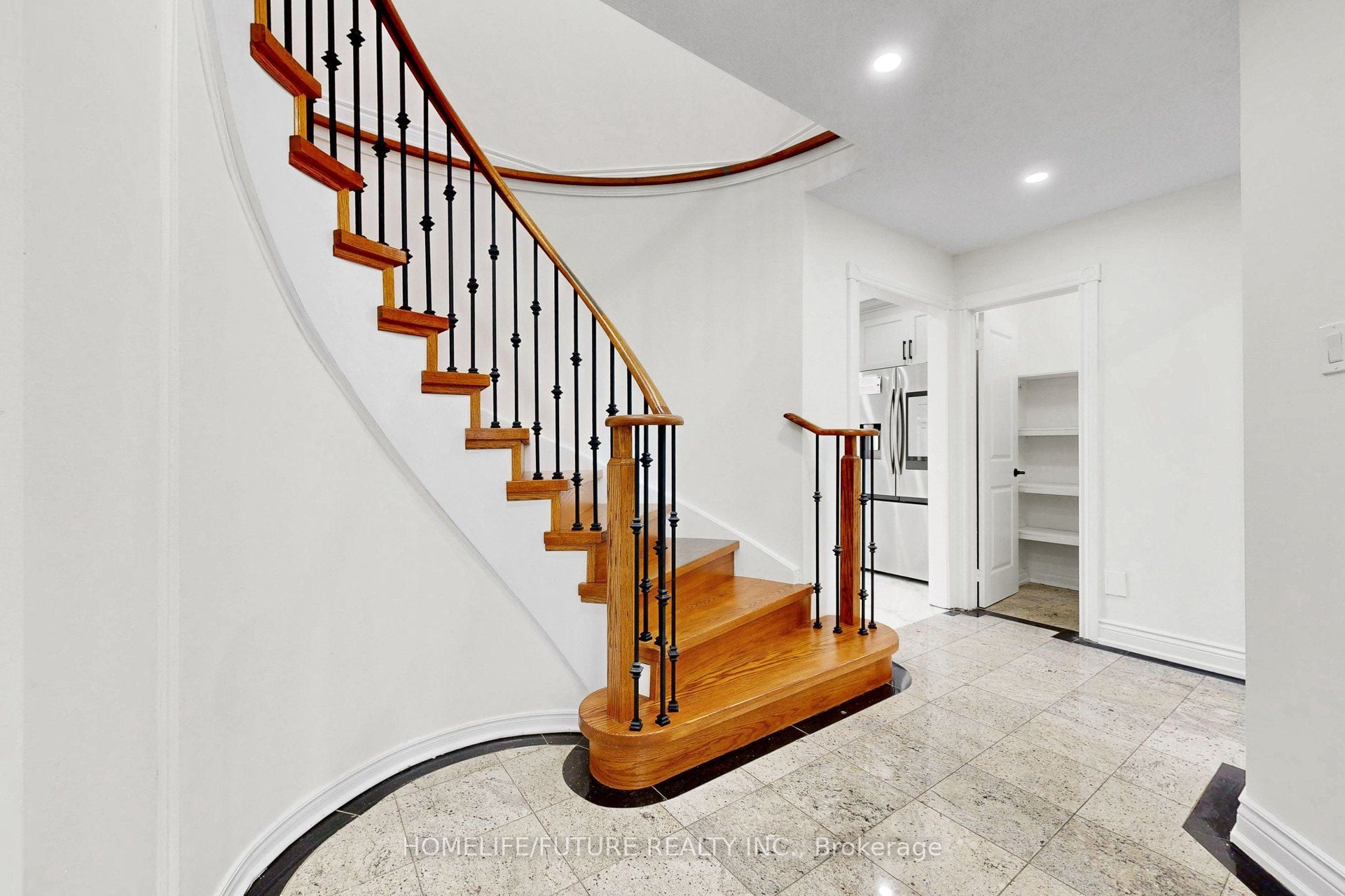 Additional image 4 of 70 Challenger Court, Toronto, ON, M1C 4C4