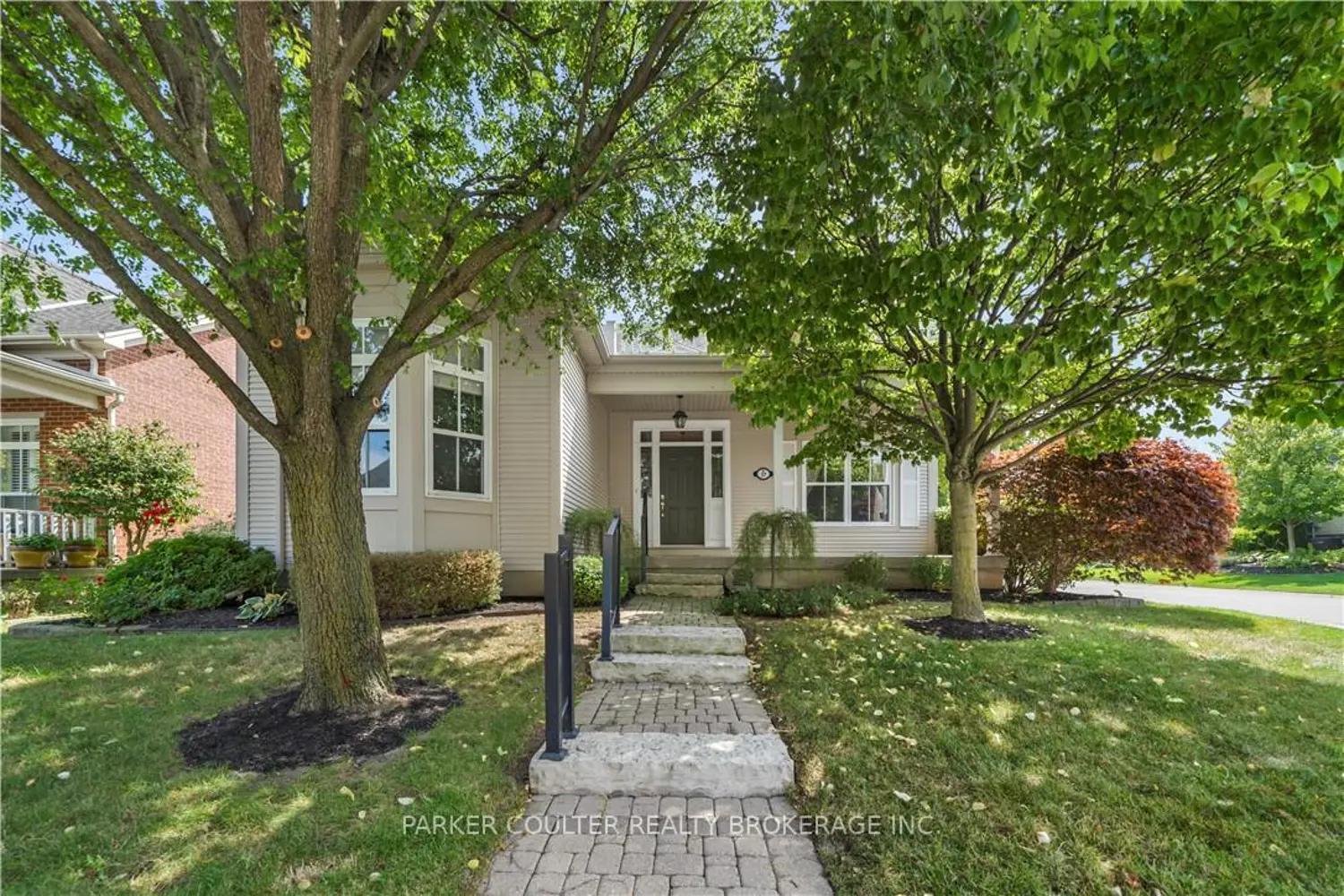 37 Kirkwood Drive photo 2