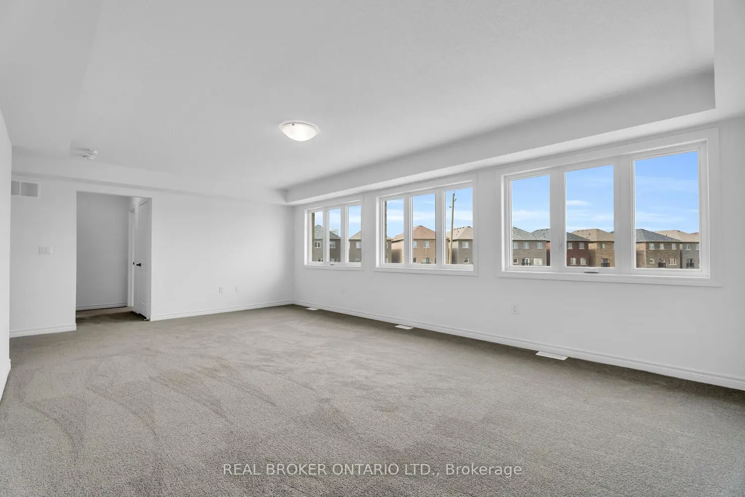 Additional image 16 of 430 Vandusen Avenue