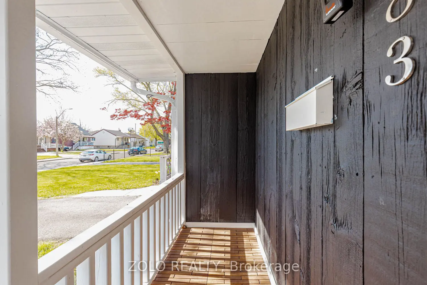 Additional image 3 of 283 Ivon Avenue