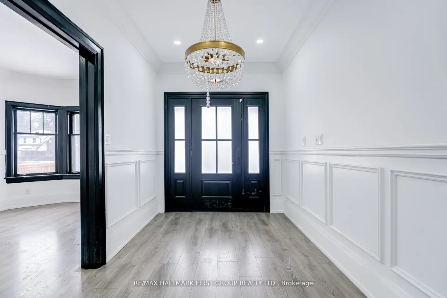 Additional image 2 of 512 Simcoe Street