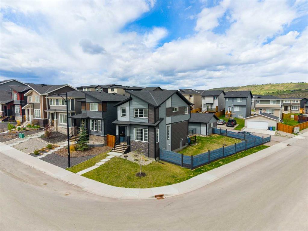 41 Precedence Glen, Cochrane, AB, T4C 2W7