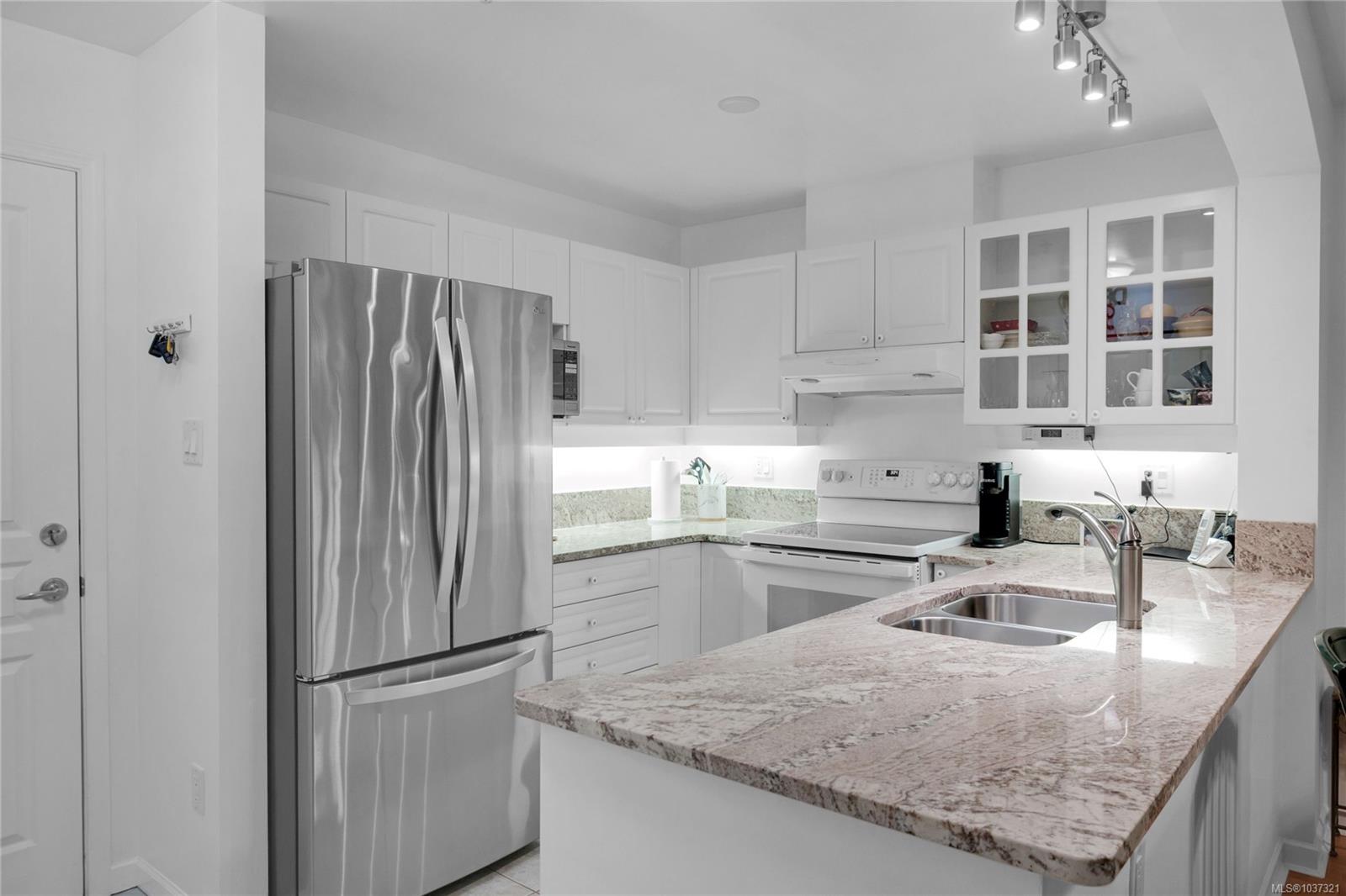 Additional image 2 of 412-5685 Edgewater Lane, Nanaimo, BC, V9T 6K3