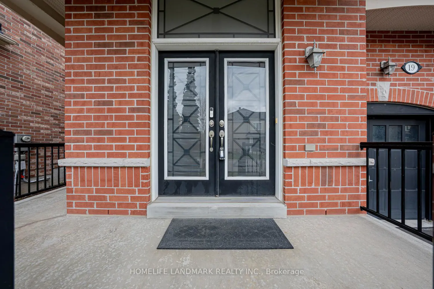 Additional image 2 of 19 Darlet Avenue