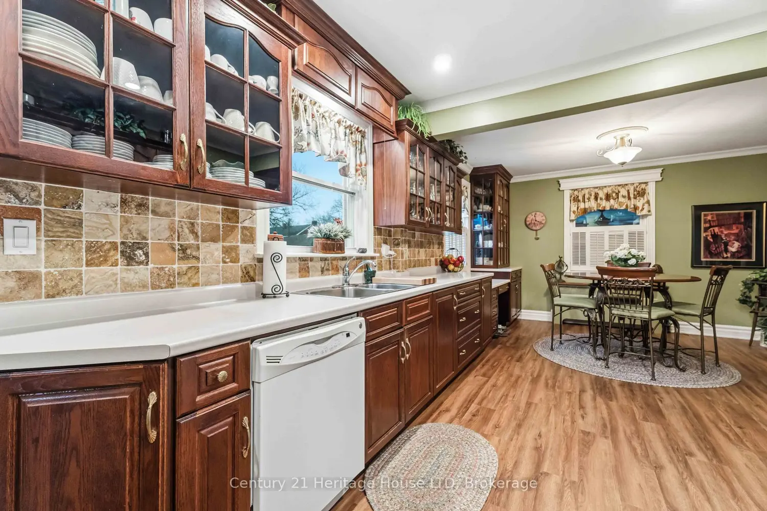 Additional image 7 of 25 Glenview Avenue