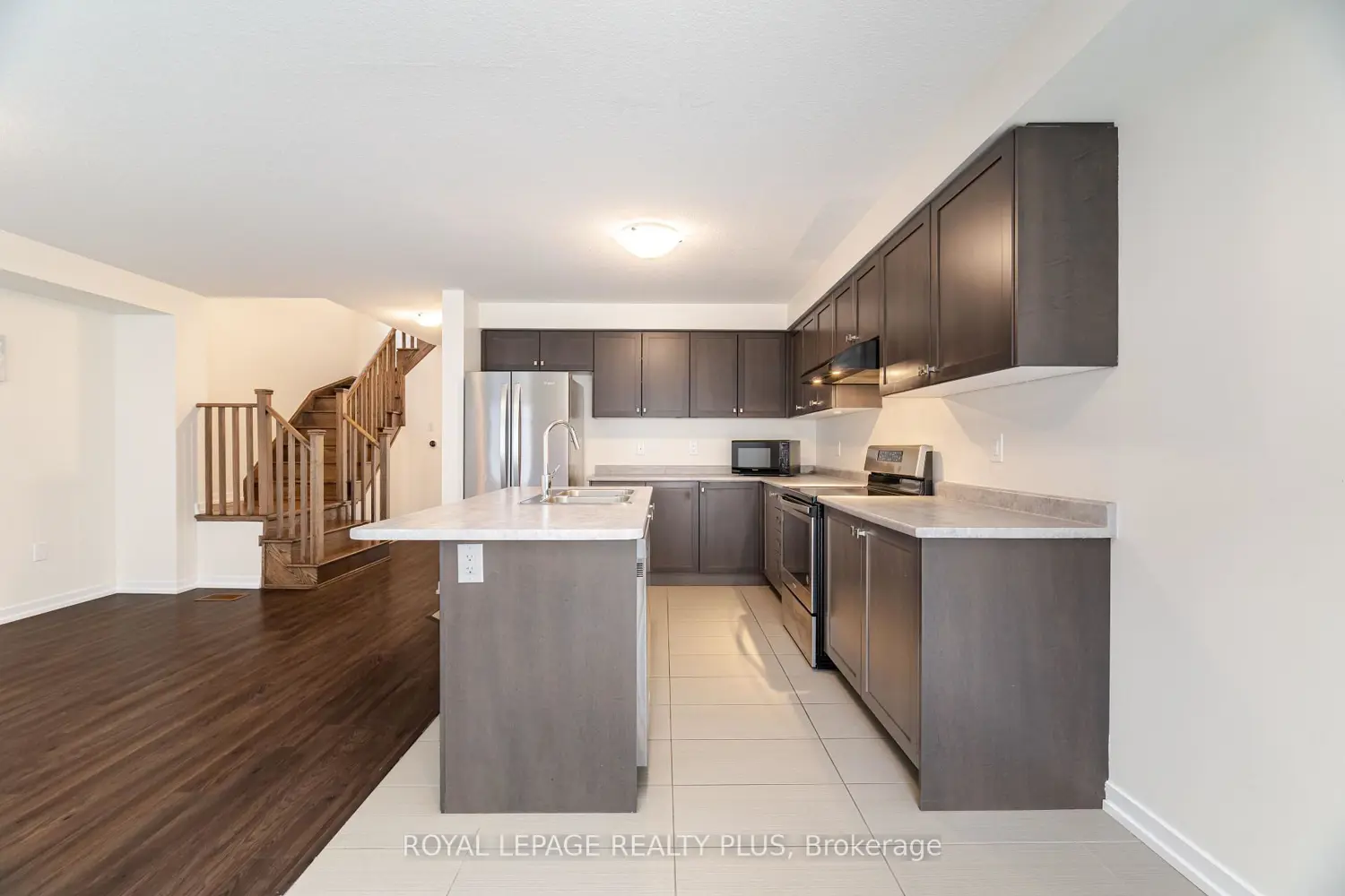 Additional image 7 of 12 Pagebrook Crescent