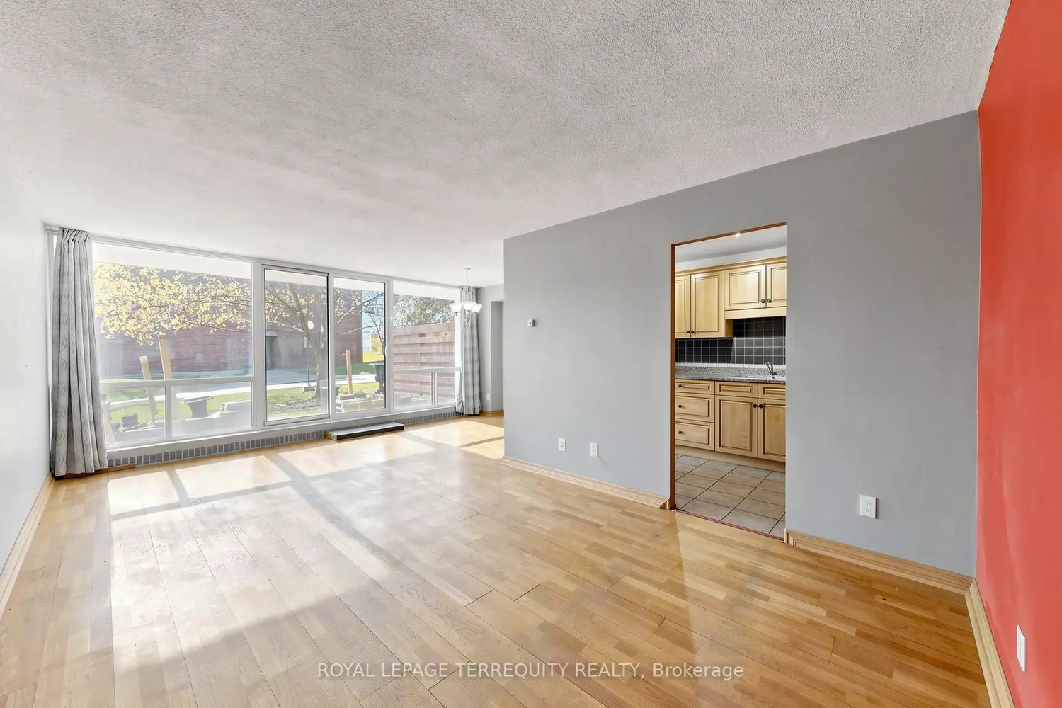 Additional image 5 of 30 Sunrise Avenue 103