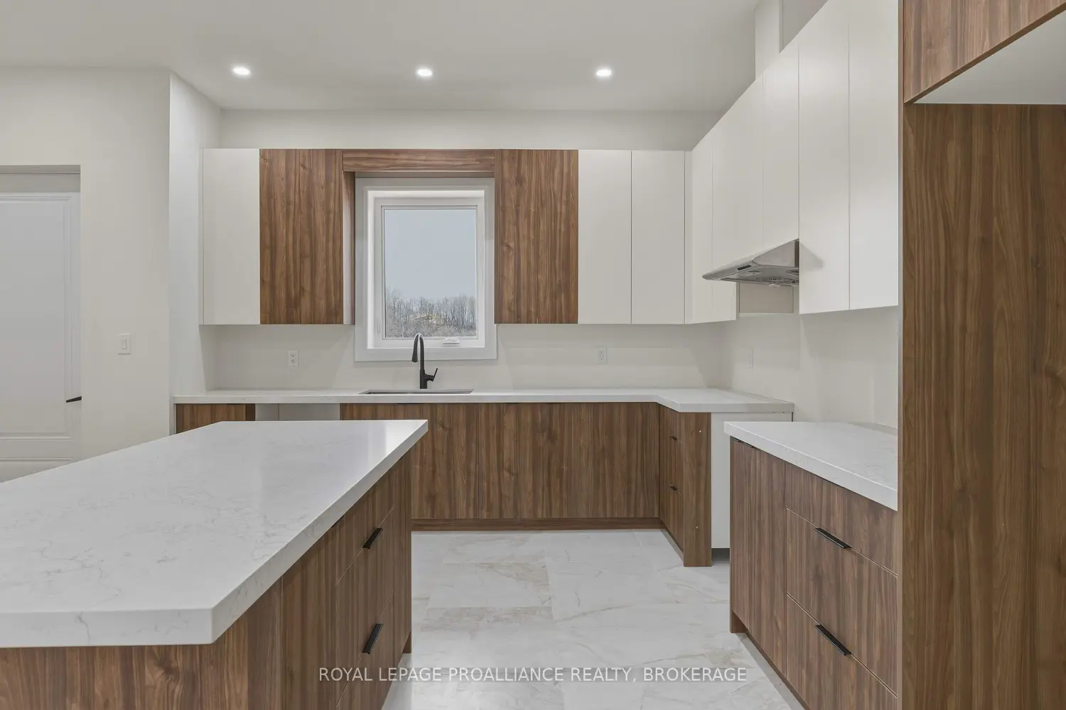 Additional image 11 of 138 Hineman Street