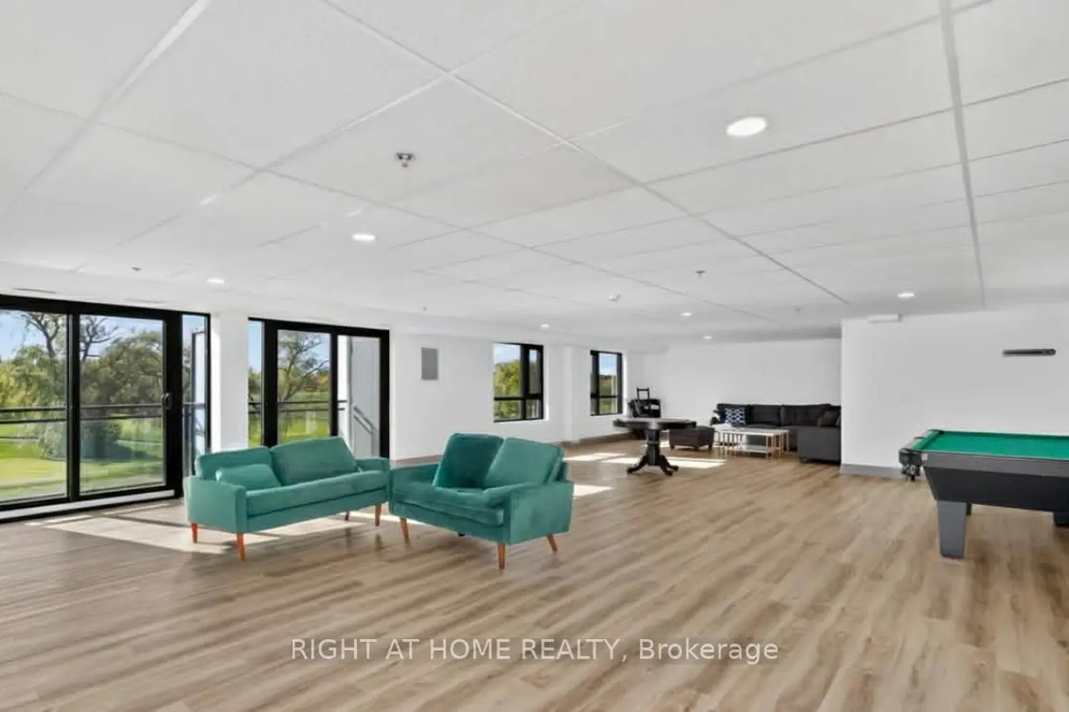Additional image 12 of 50 Herrick Avenue 146
