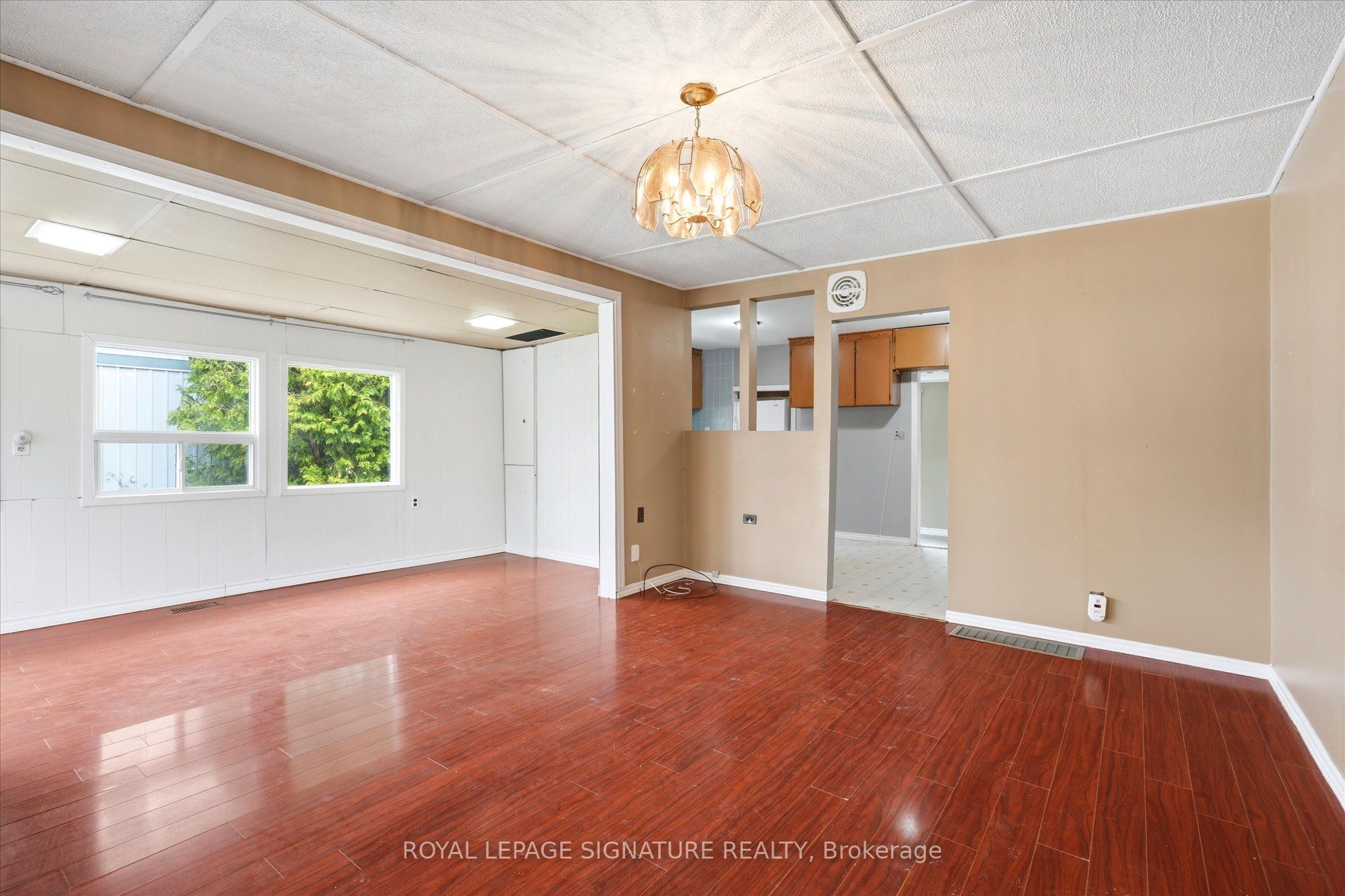 54 Farley Circle, Georgina, ON, L0E 1S0 photo 2