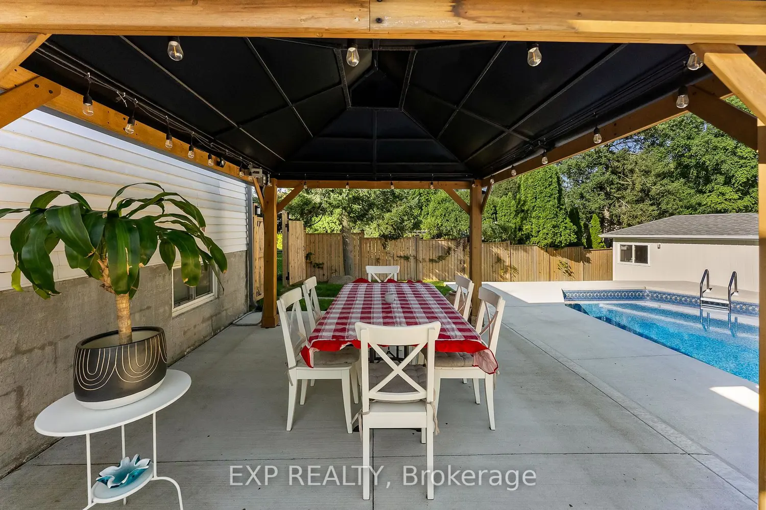 Additional image 17 of 6447 Kendale Court