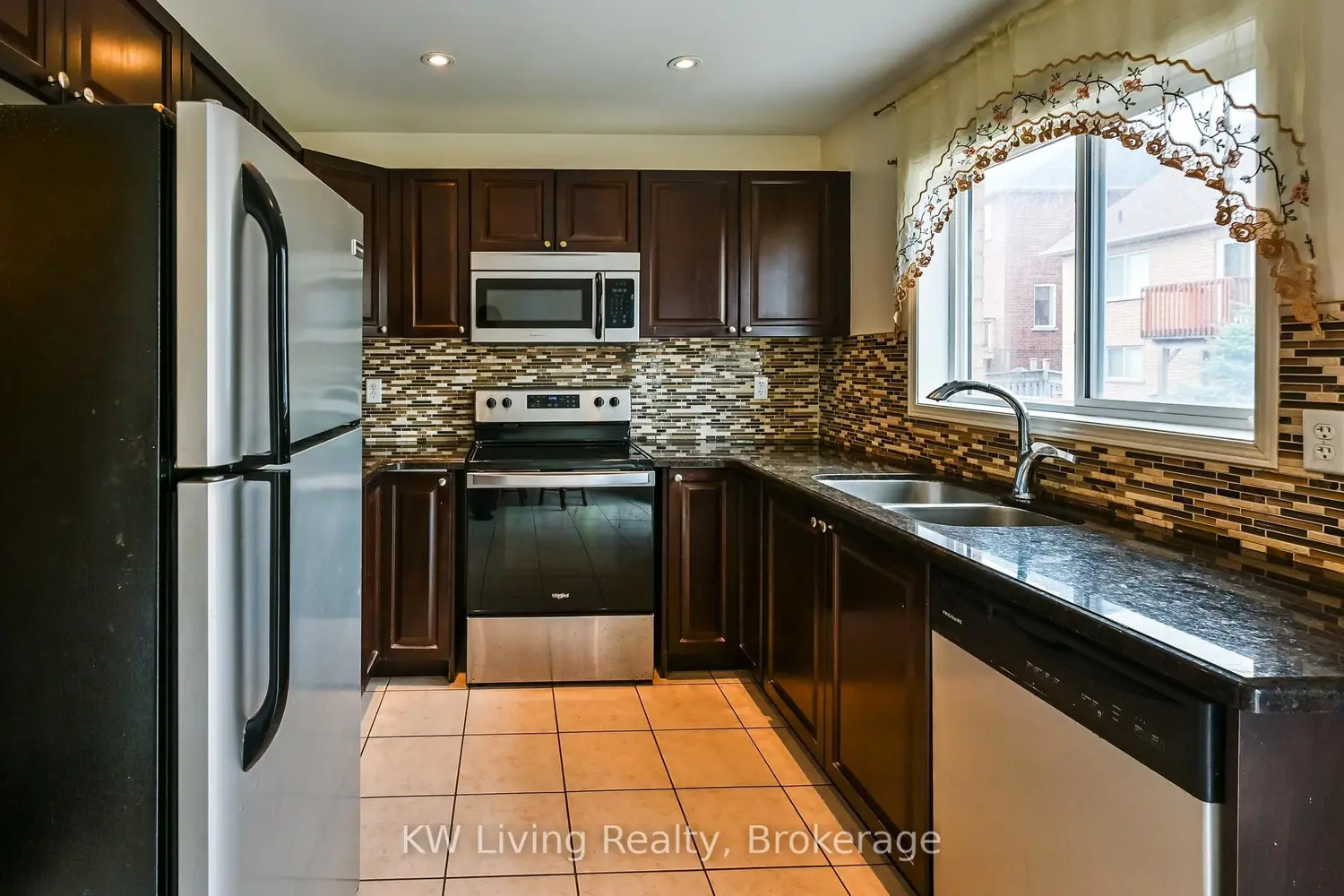 Additional image 6 of 44 Galea Drive