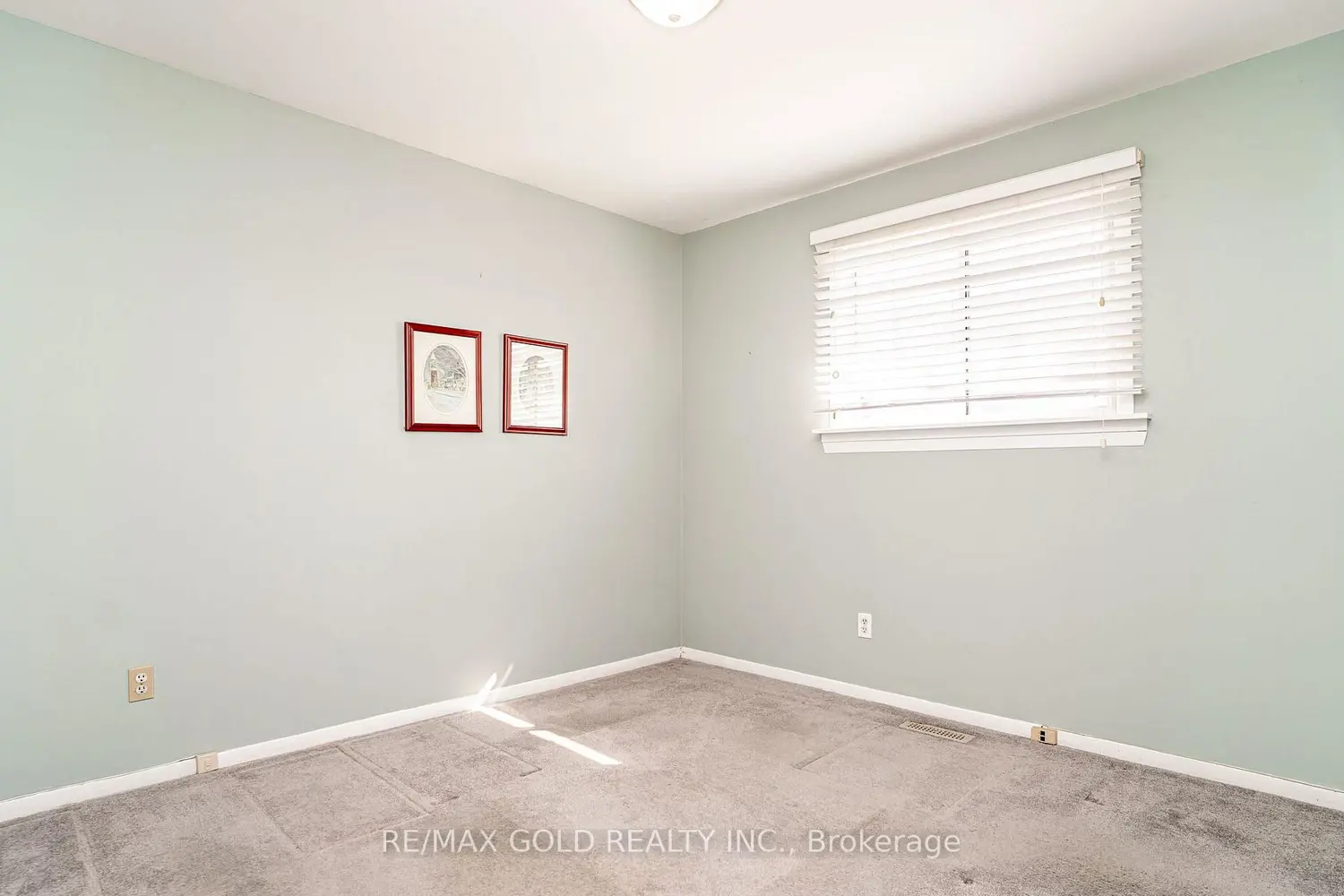 Additional image 13 of 34 Deerfield Crescent