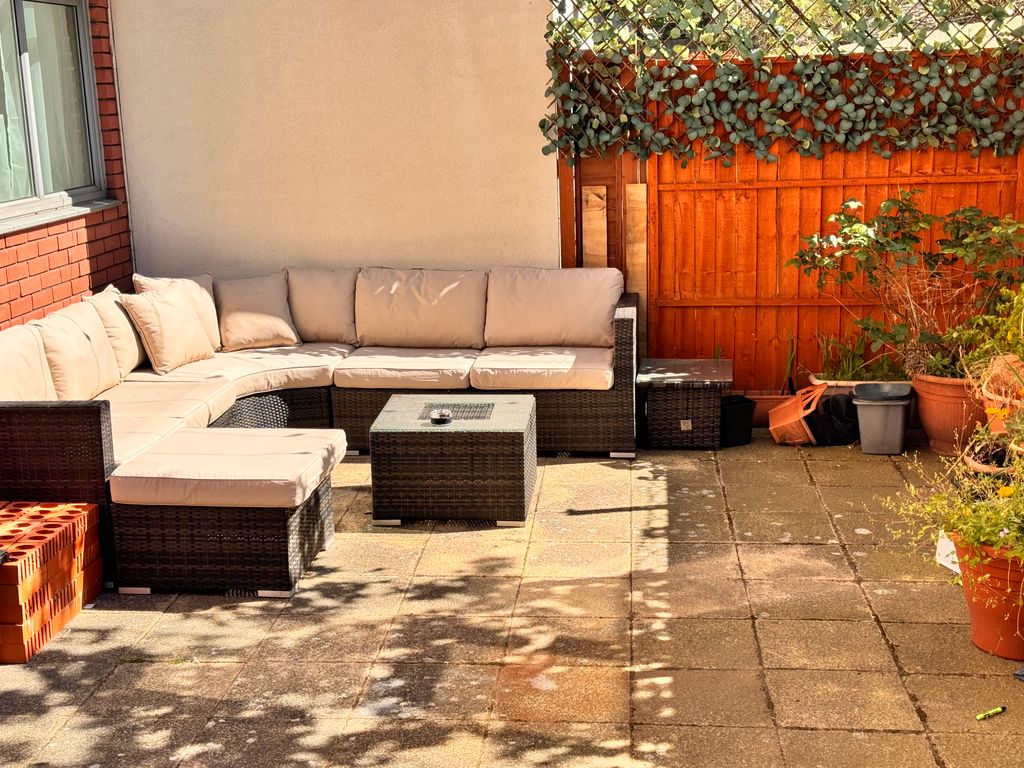 Additional image 15 of 2 bed flat to rentLey Street, Ilford IG1