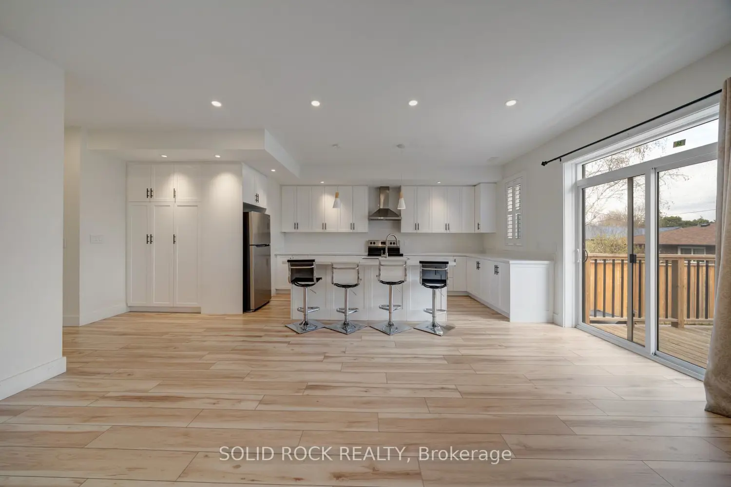 Additional image 6 of 781 Oliva Street