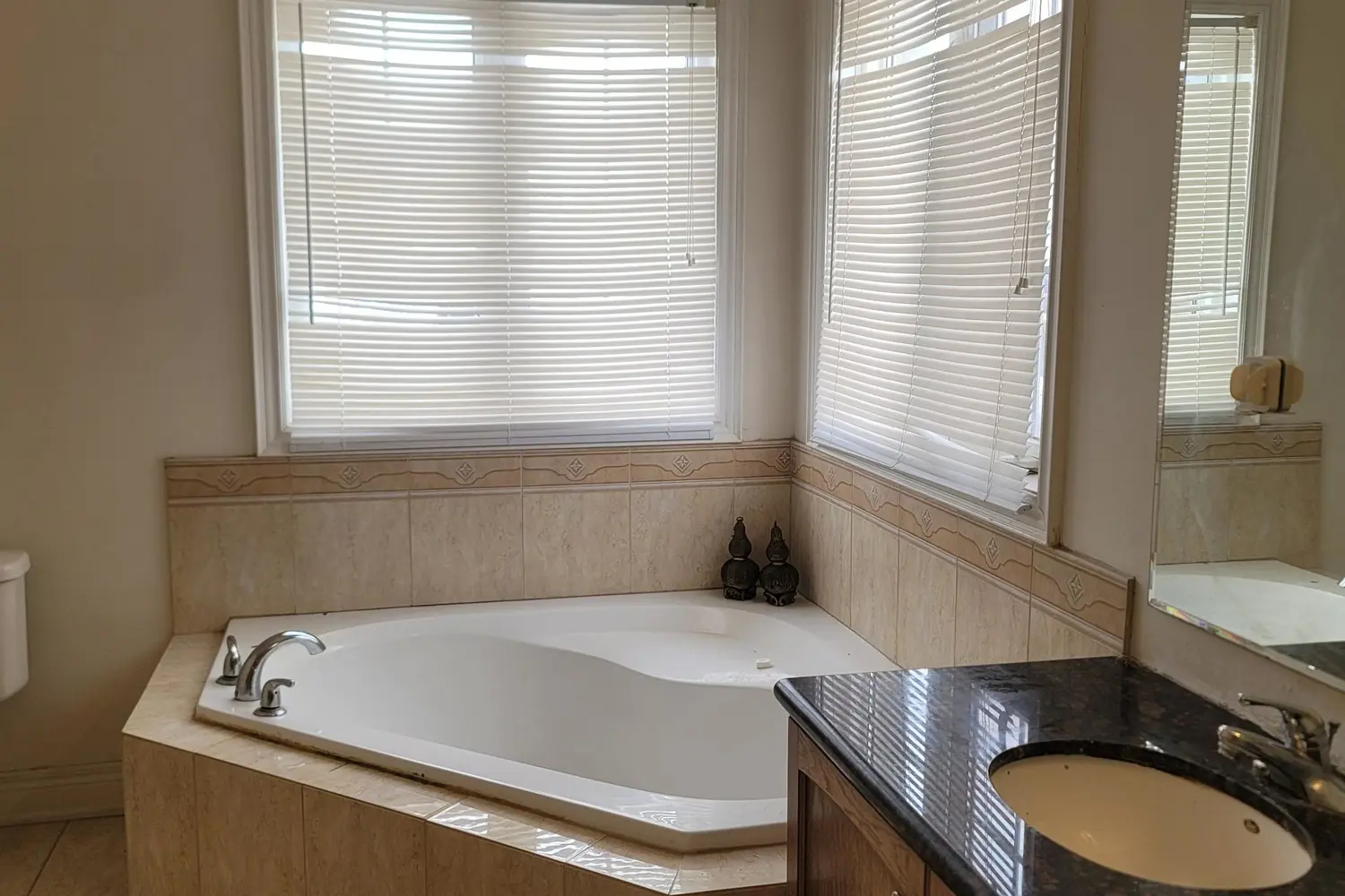 Additional image 16 of 78 Pieta Place