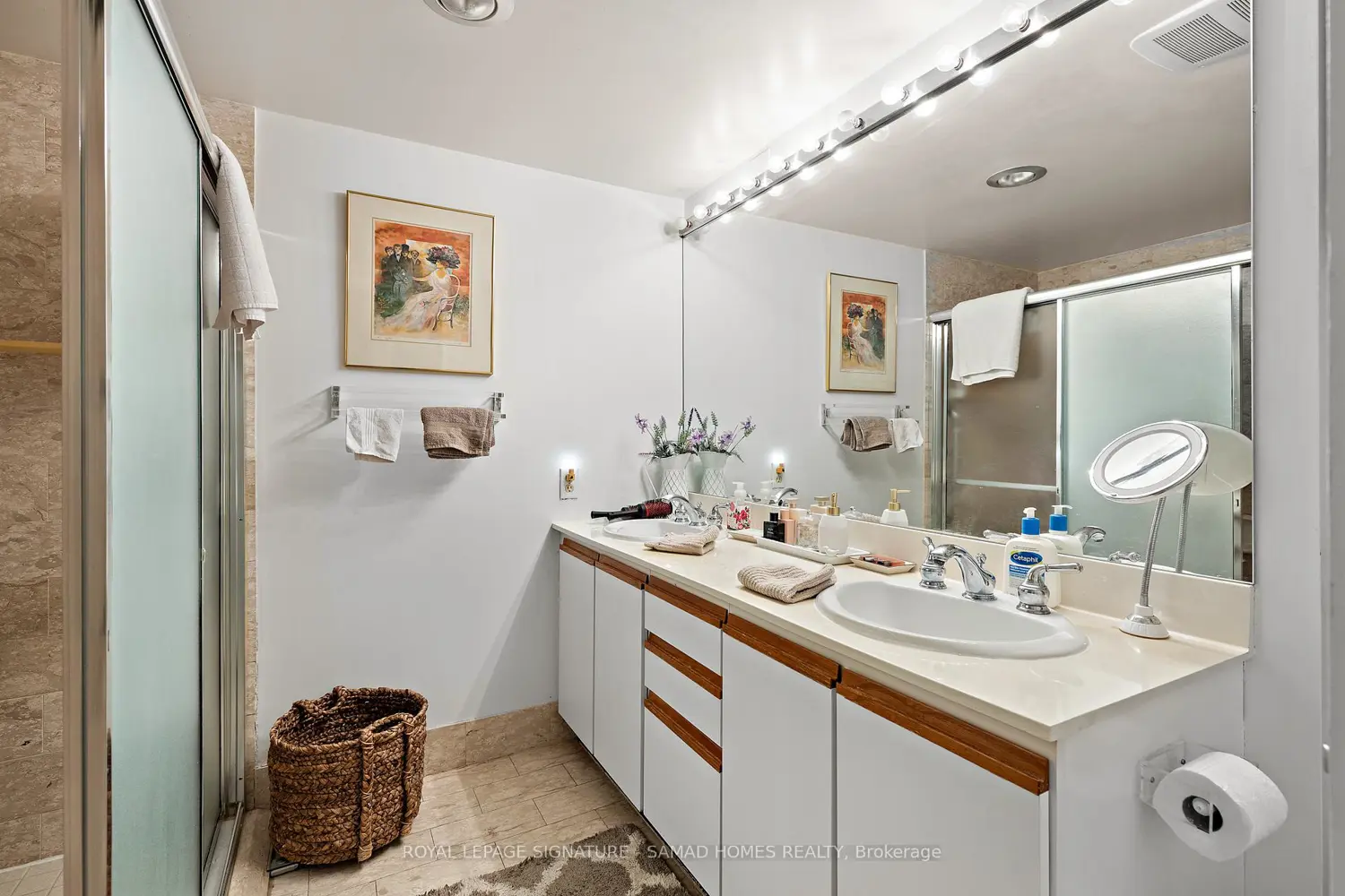 Additional image 13 of 1177 Yonge Street 210