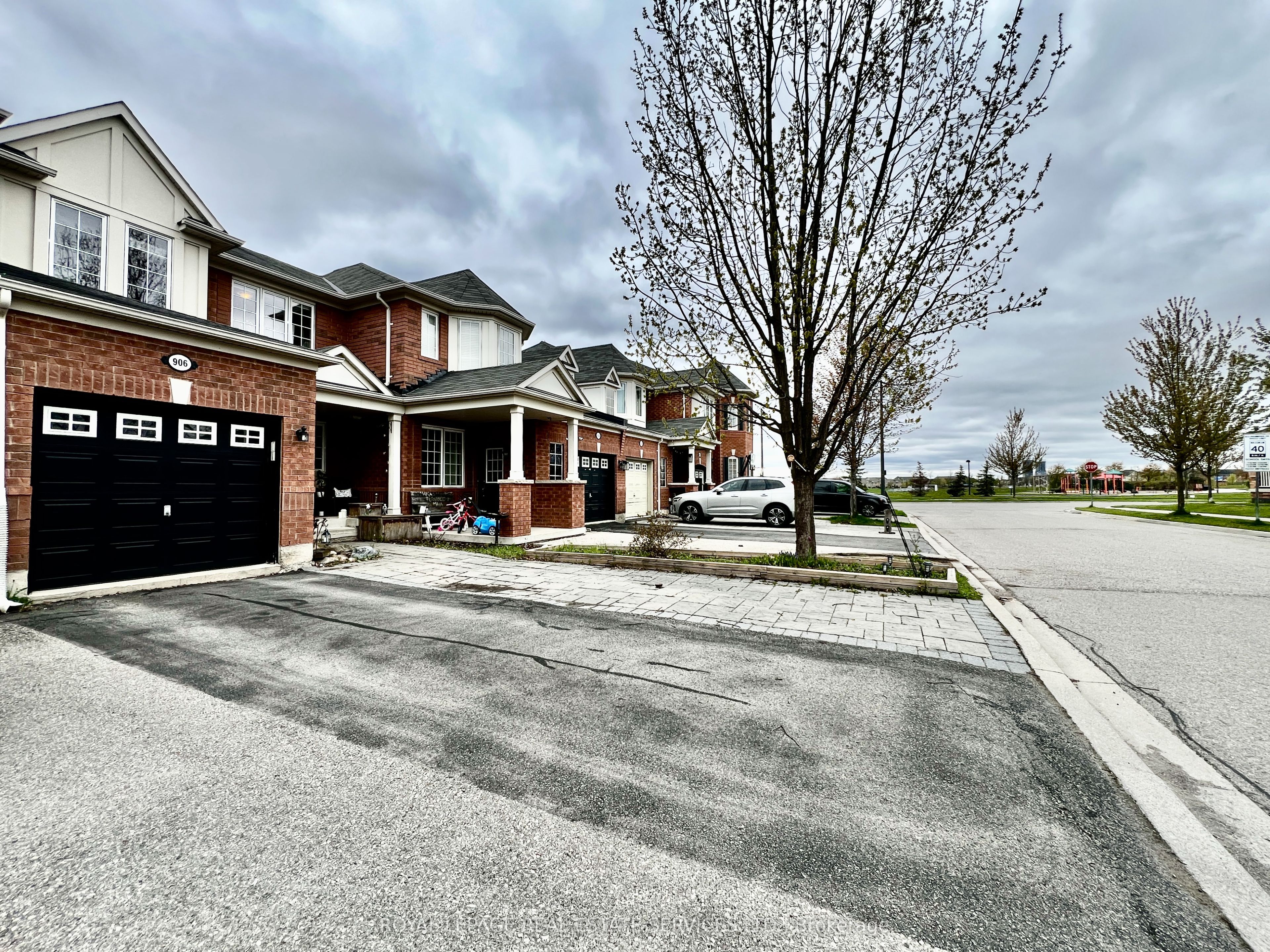 Additional image 3 of 906 Burrows Gate, Milton, ON, L9T 0K7