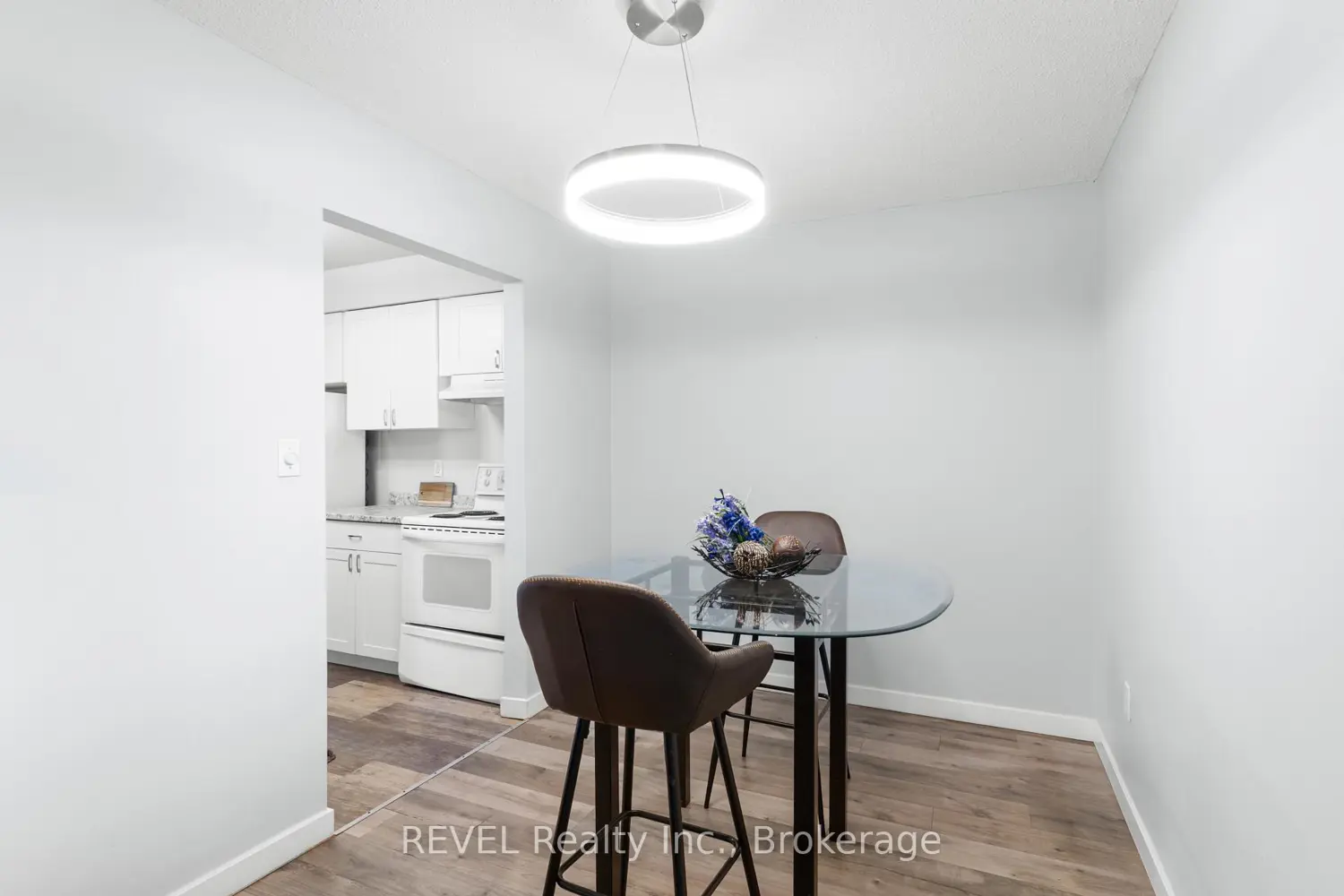 Additional image 9 of 5222 Portage Road 305