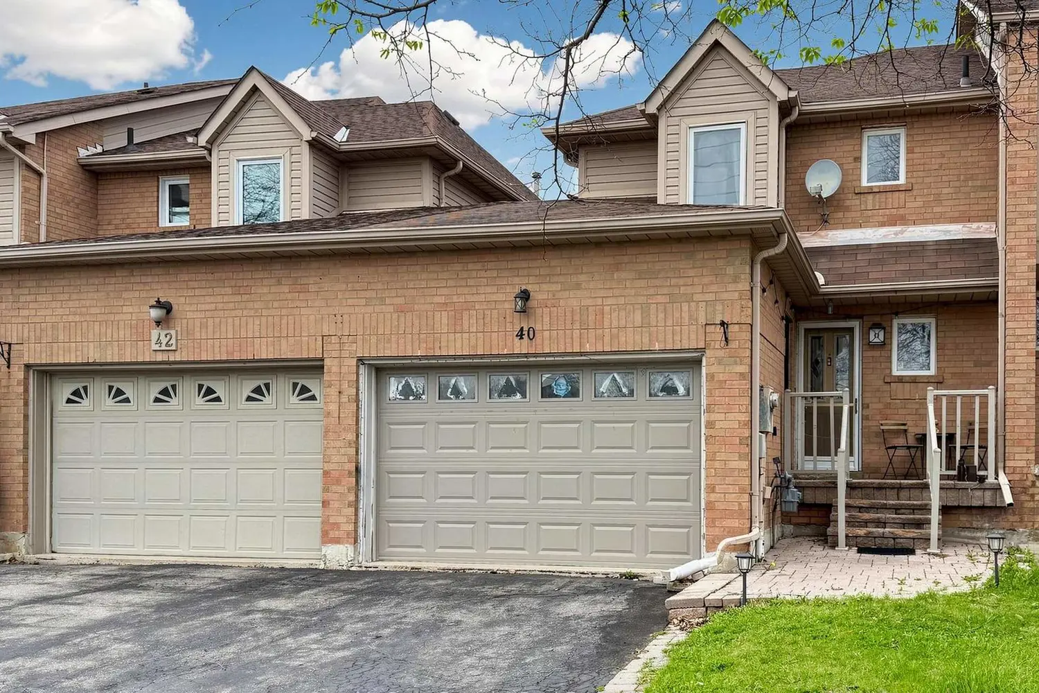40 Langdale Crescent