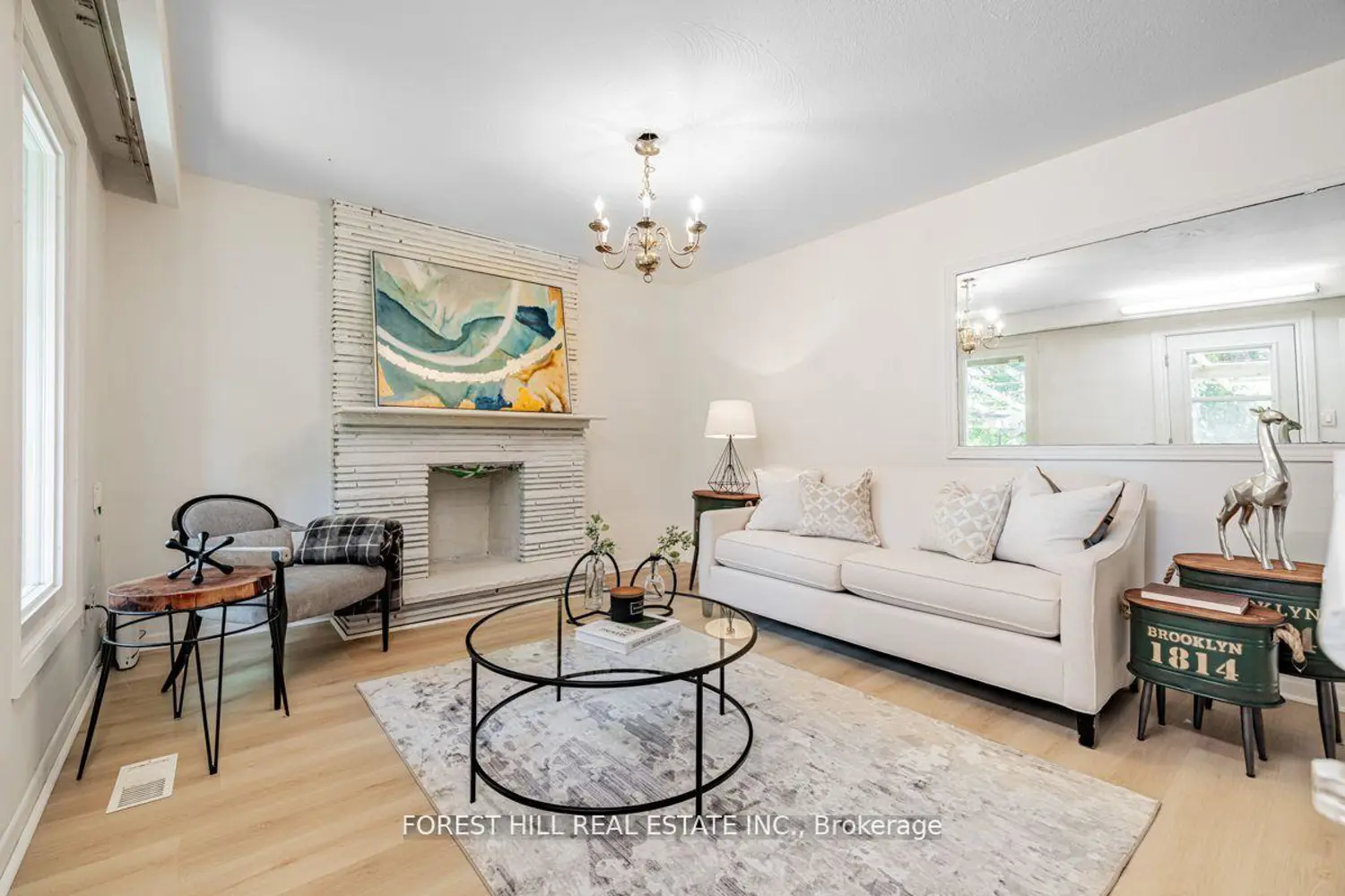 Additional image 4 of 2977 Bayview Avenue