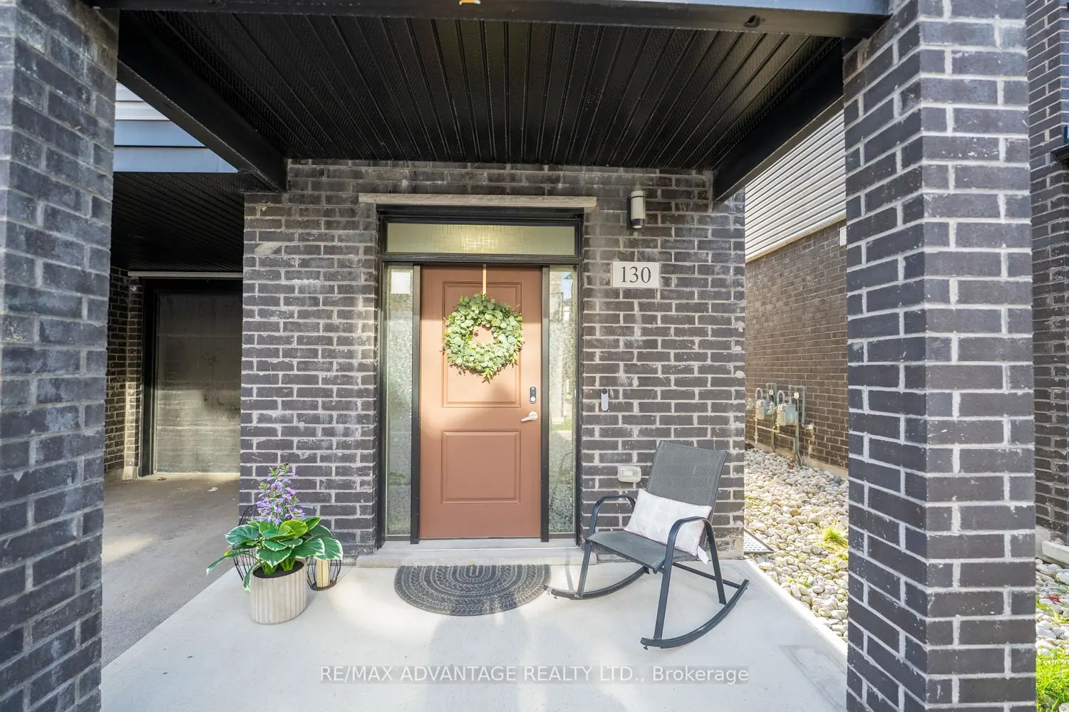 Additional image 2 of 3260 Singleton Avenue 130