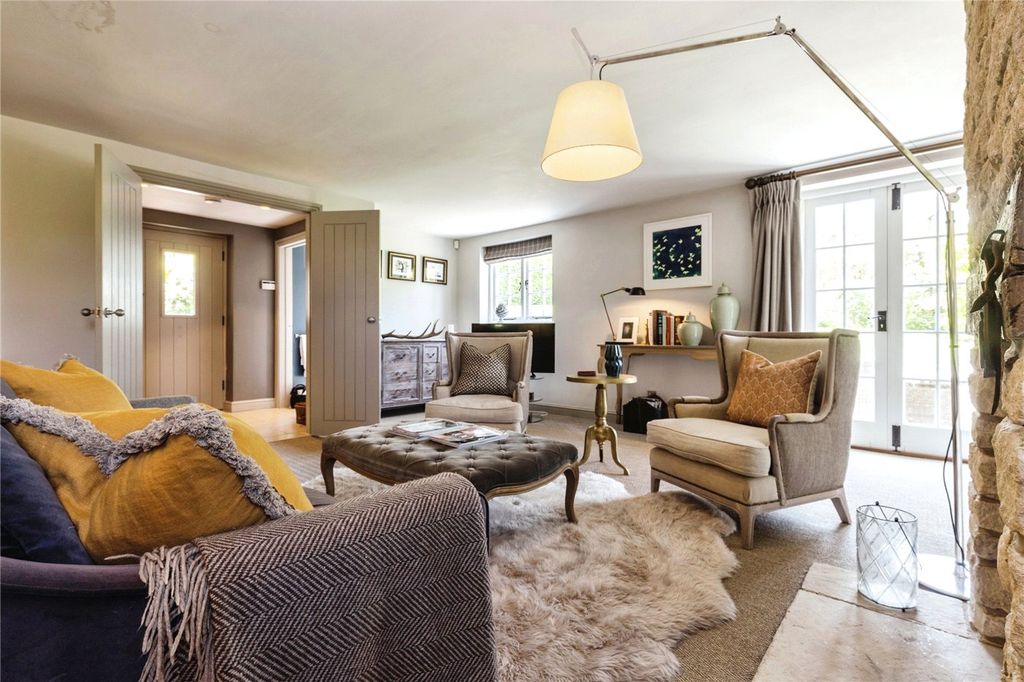Additional image 11 of 3 bed semi-detached house to rentCowley, Cheltenham, Gloucestershire GL53