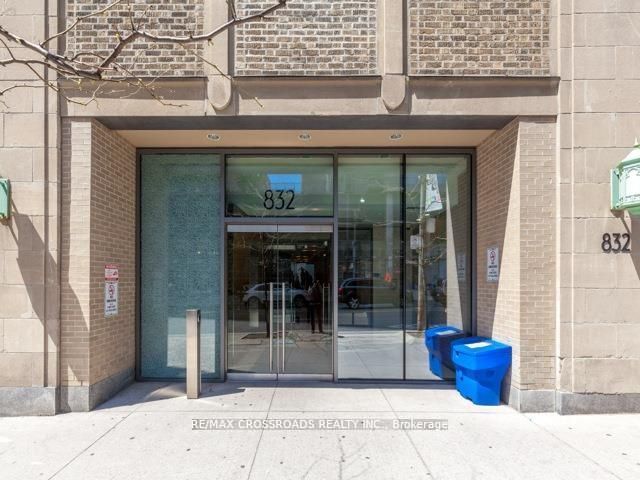 Additional image 2 of 1908-832 Bay Street, Toronto, ON, M5S 1Z6