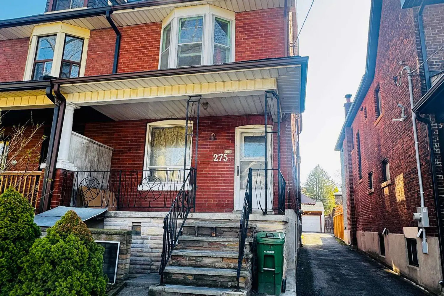 275 Salem Avenue