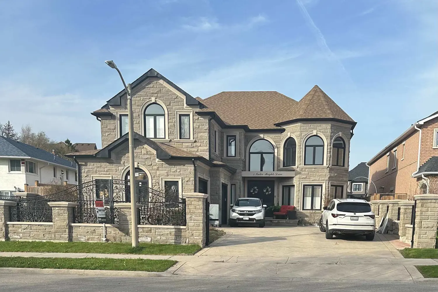 4 Inder Heights Drive