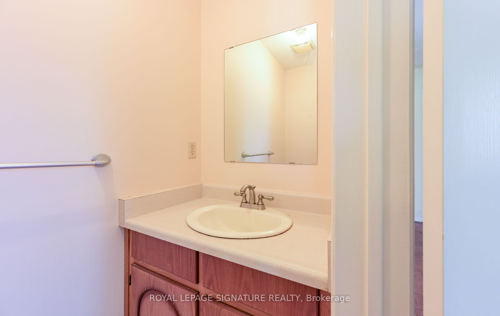 Additional image 6 of 2 Danjohn Crescent, Toronto, ON, M1V 3N3