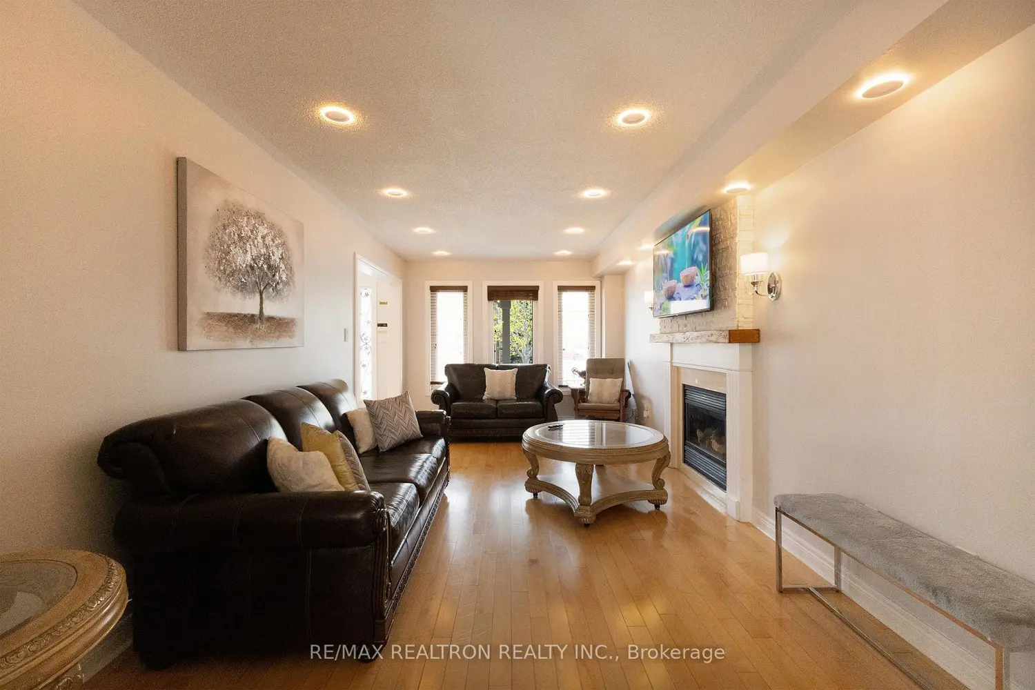 Additional image 3 of 21 Watkins Glen Crescent