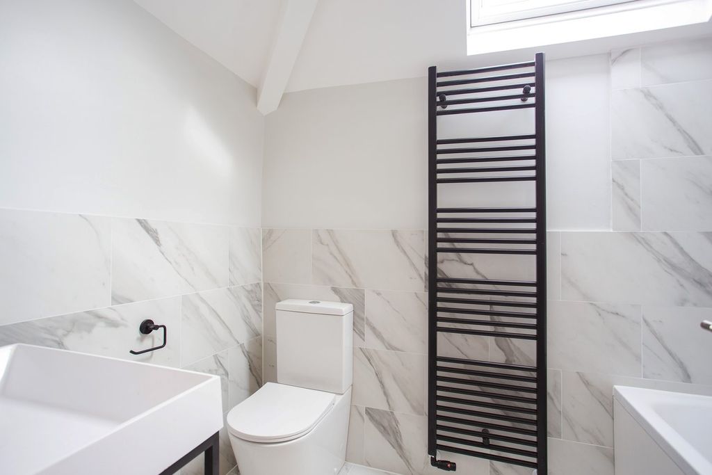 Additional image 13 of 4 bed detached house to rentSchool Road, Charlton Kings, Cheltenham GL53