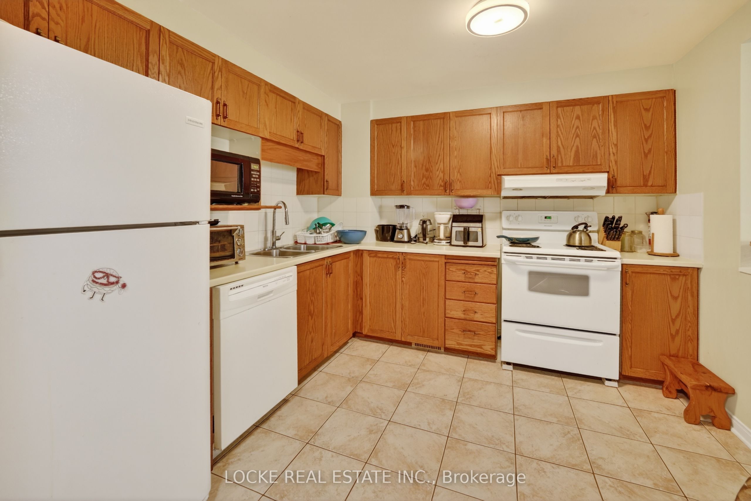 Additional image 5 of 1824 Summerfields Crescent, Ottawa, ON, K1C 7B8
