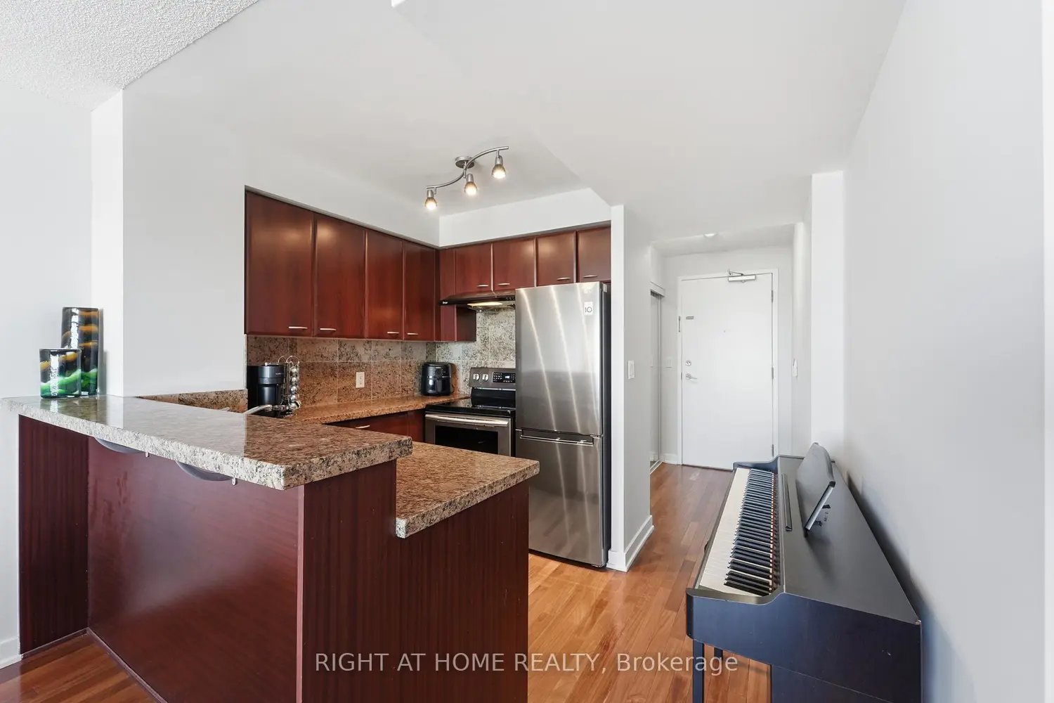 Additional image 9 of 38 Lee Centre Drive 1612