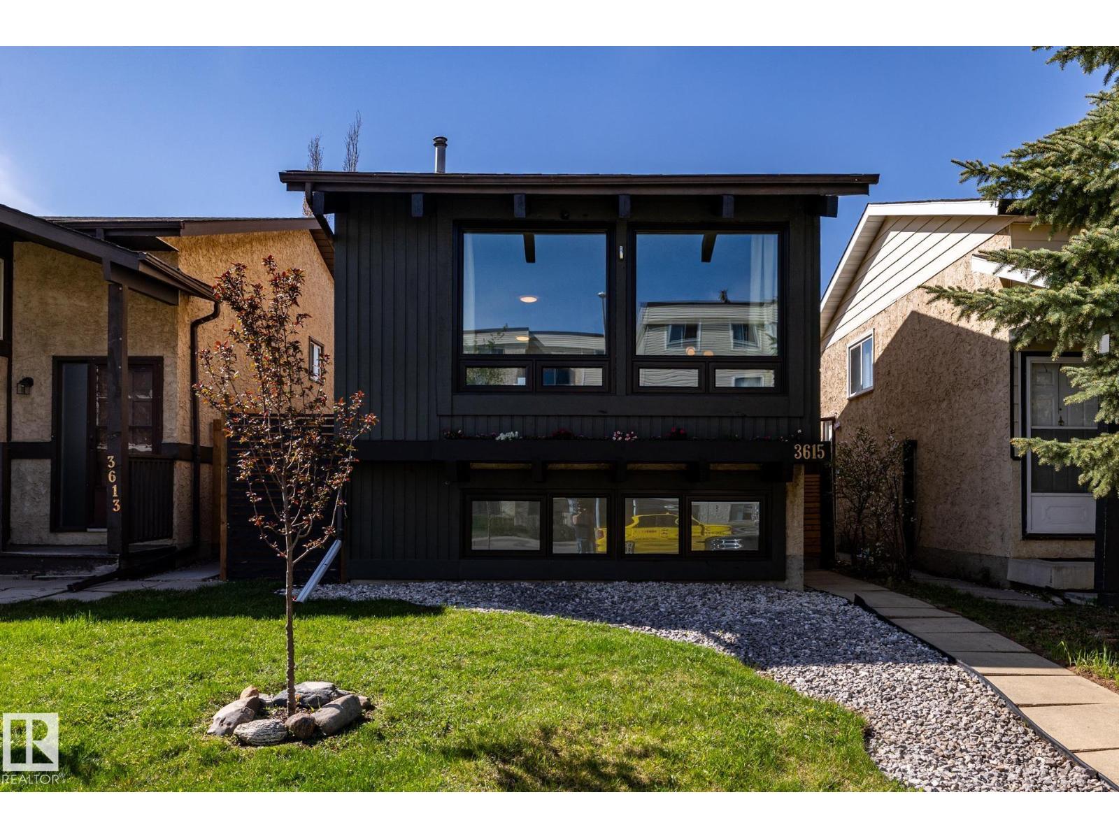 Additional image 2 of 3615 43 Avenue NW, Edmonton, AB, T5L4J5