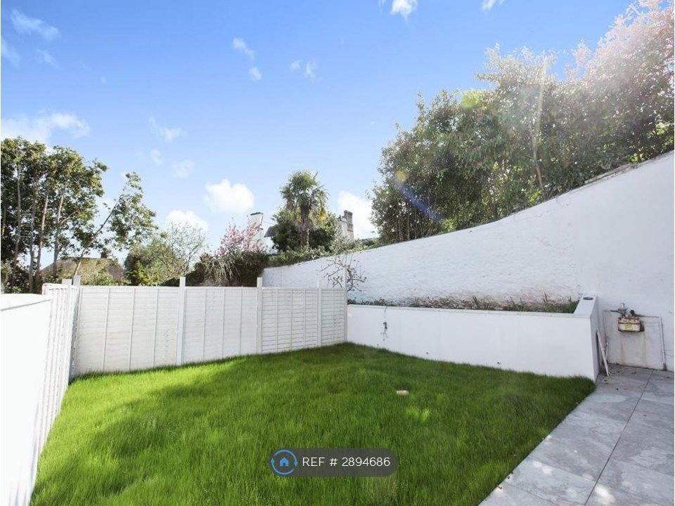 Additional image 11 of 5 bed semi-detached house to rentTeignmouth Road, Torquay TQ1
