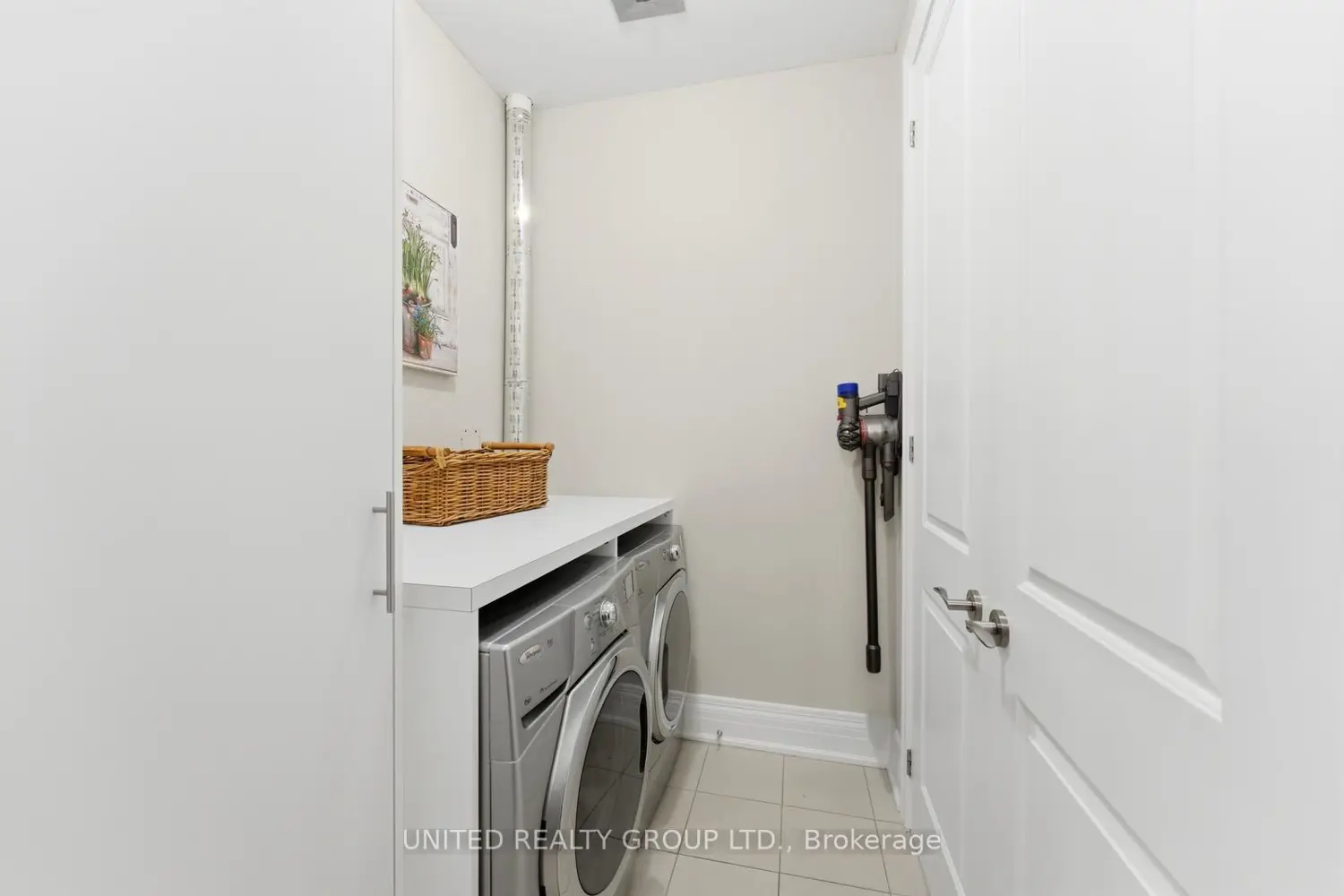 Additional image 13 of 80 Burns Boulevard 128