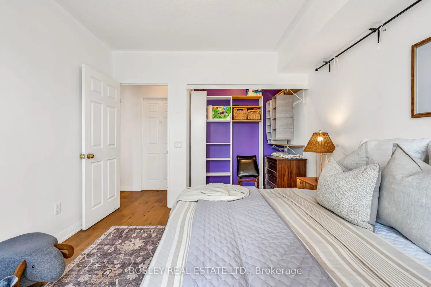 Additional image 17 of 7378 Yonge Street 308