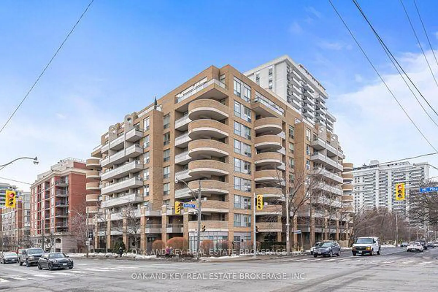 245 Davisville Avenue 613