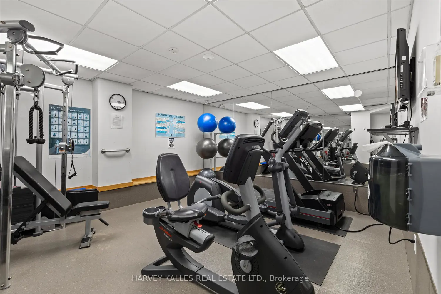 Additional image 19 of 3900 Yonge Street 201