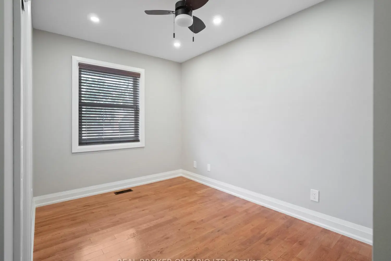 Additional image 8 of 105 Calla Terrace