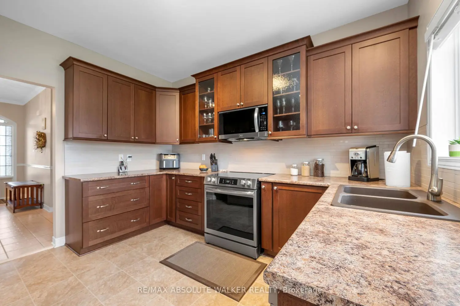 20 Mary Hill Crescent photo 3
