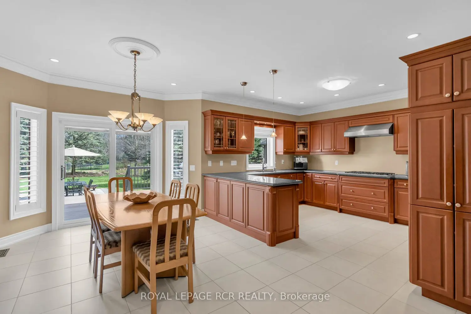 Additional image 6 of 70 English Daisy Court