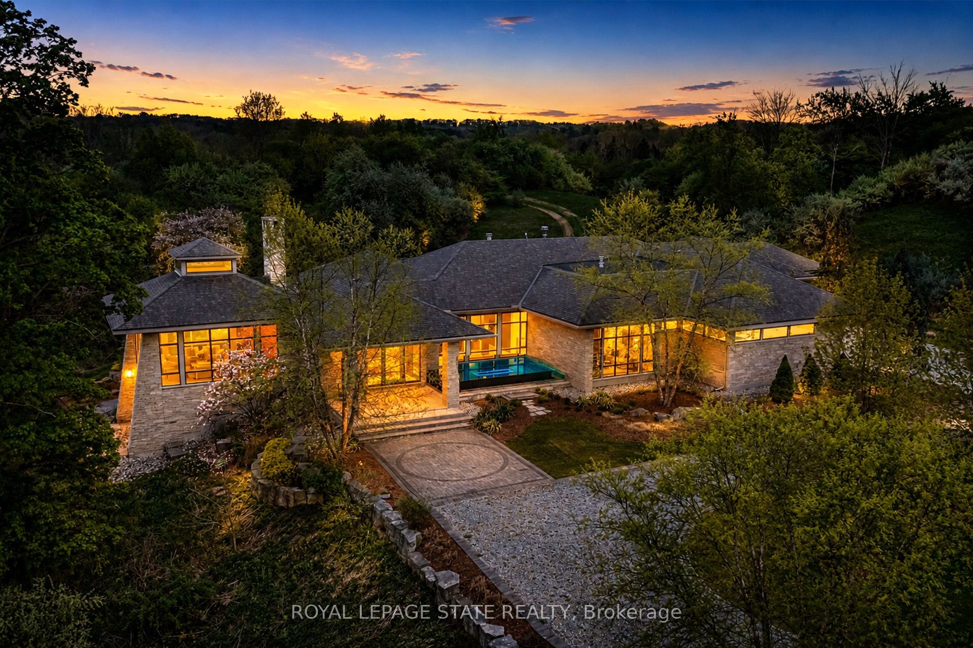 Additional image 5 of 1099 Mineral Springs Road, Hamilton, ON, L9H 5E3