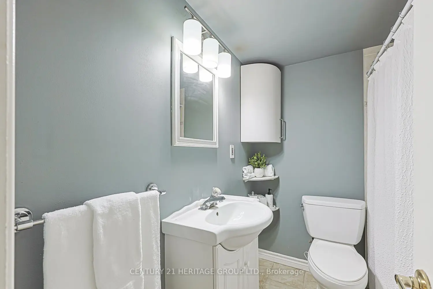 Additional image 17 of 42 Lindsay Avenue