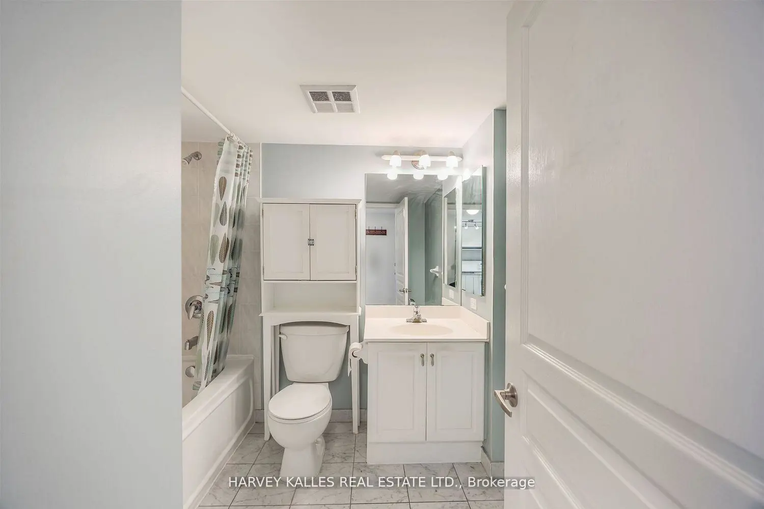 Additional image 7 of 323 Richmond Street 1405